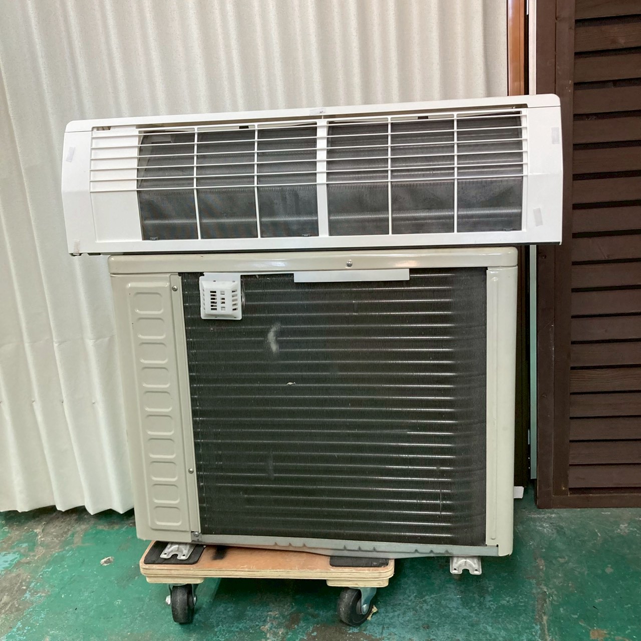 K06572 中古エアコン 日立 2021年製 主に10畳用 冷房能力 2.8KW / 暖房
